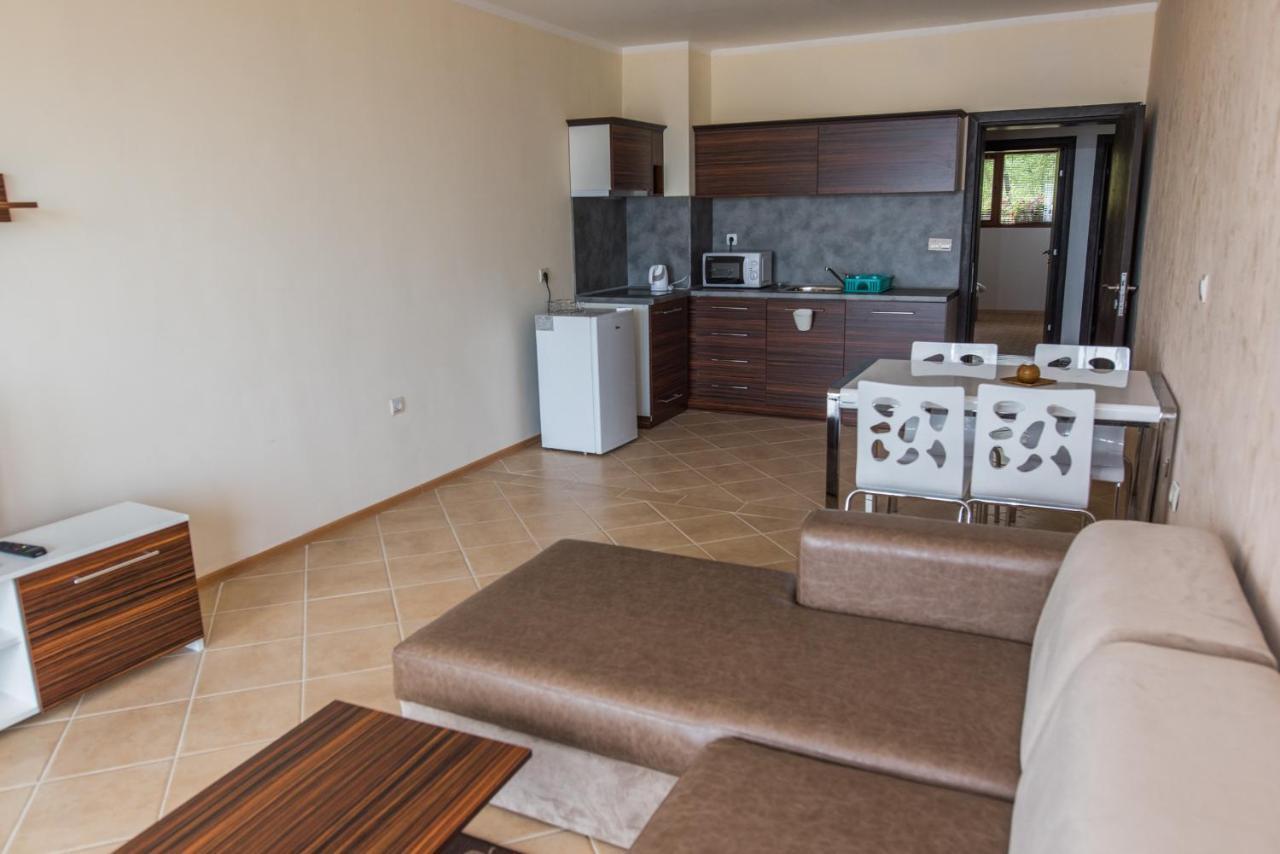 Primea Beach Residence Tsarevo Bagian luar foto